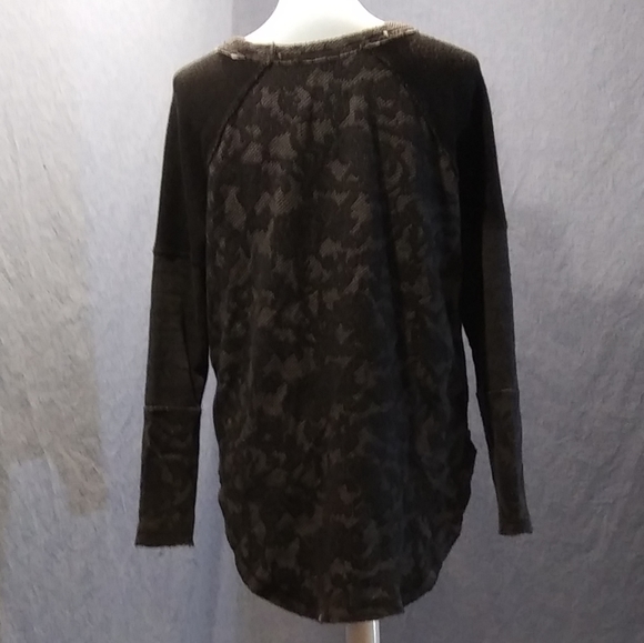 Free People 'Bed of Roses' Sweatshirt - Picture 4 of 7